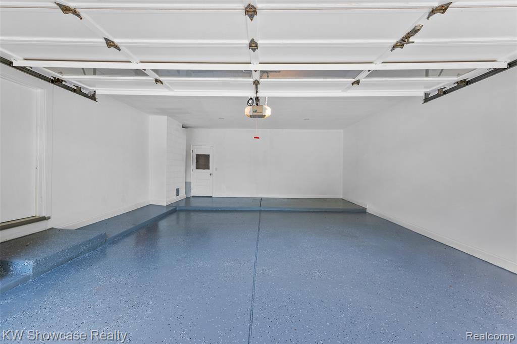 8362 Sunburst, Center Line, MI 48015 — Photo 7