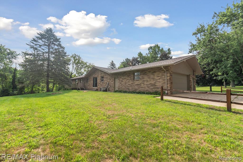 3200 Patterson Lake Road Road, Pinckney, MI 48169 — Photo 27