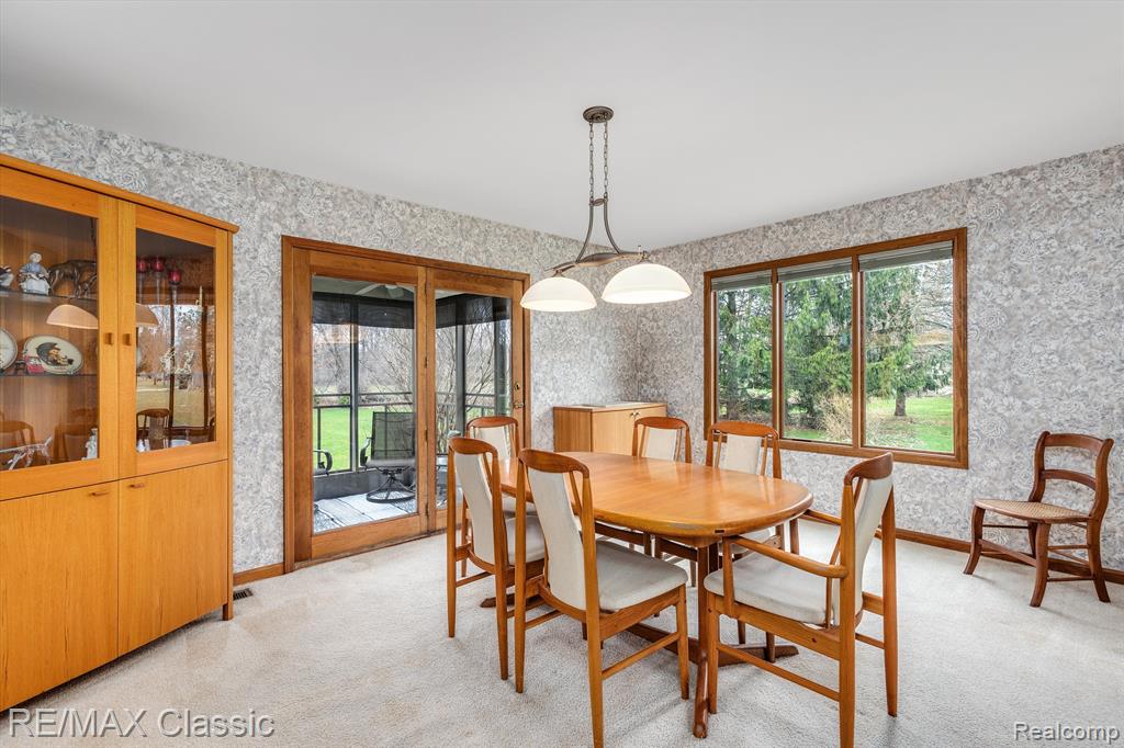 5850 MEADOWS Drive, Clarkston, MI 48348 — Photo 13