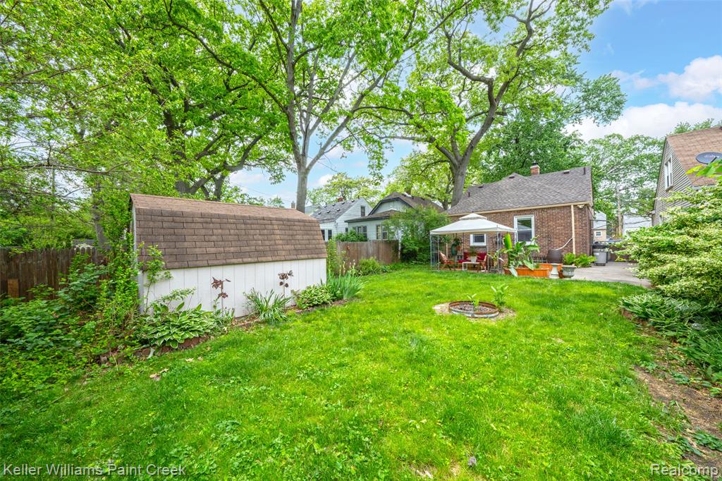 411 W Chesterfield Street W, Ferndale, MI 48220 — Photo 23