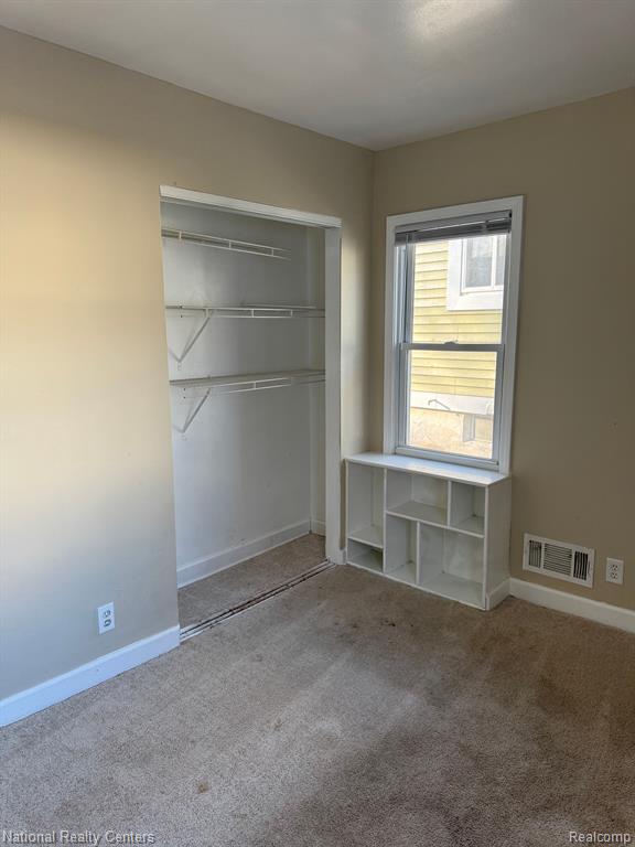 70 W MAPLEDALE Avenue, Hazel Park, MI 48030 — Photo 14