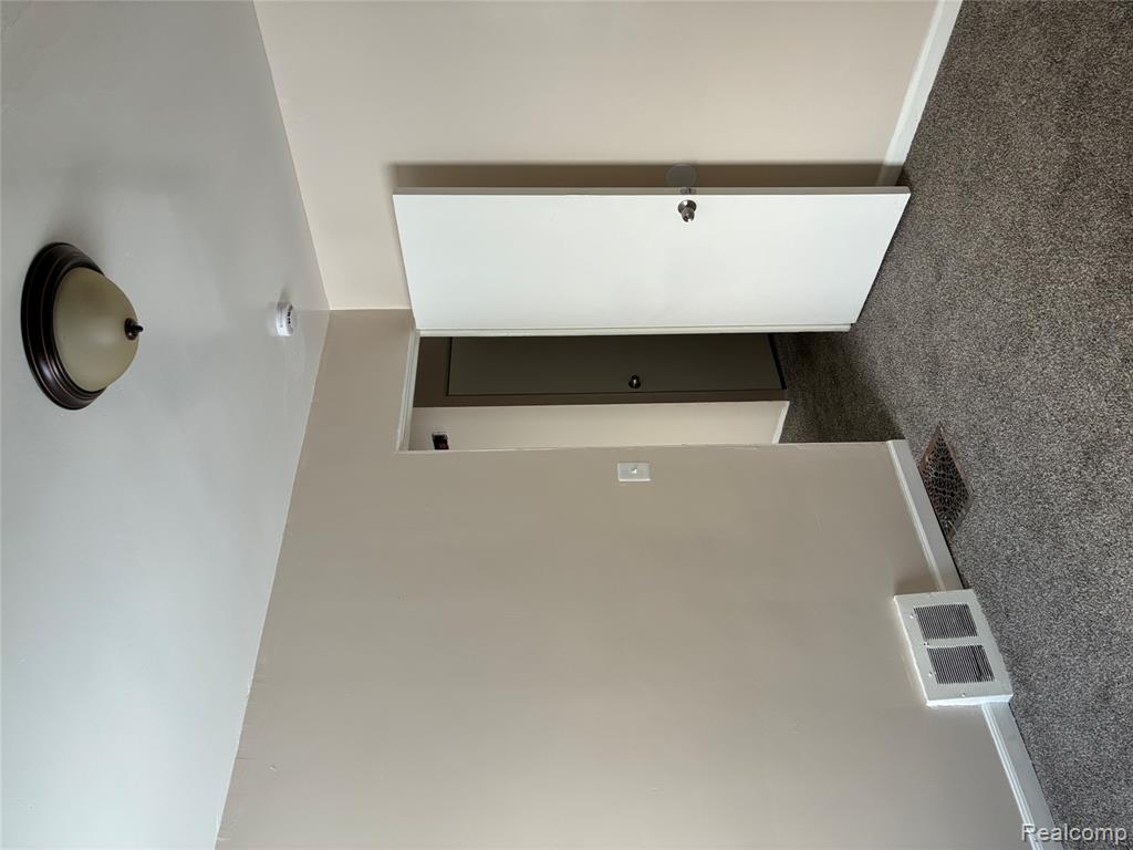 16107 Manning Street, Detroit, MI 48205 — Photo 12