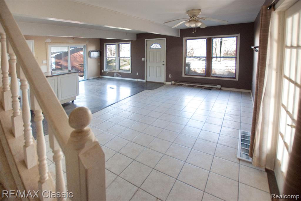 1315 W Marr Road, Howell, MI 48855 — Photo 4