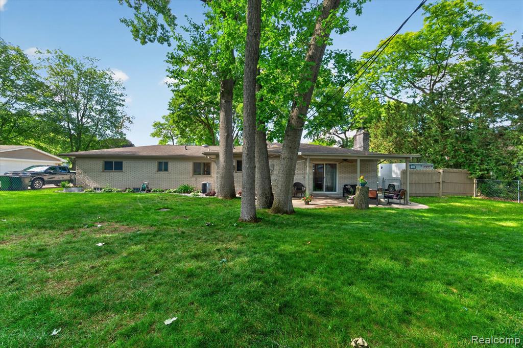 6646 Yarborough Drive, Utica, MI 48316 — Photo 51