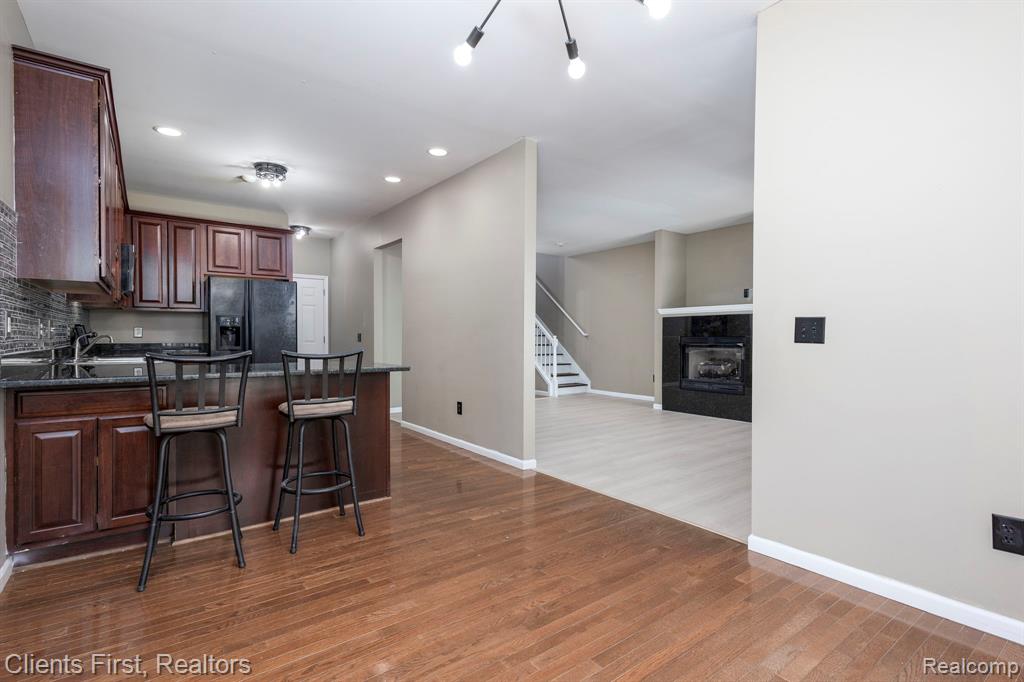 41351 N Maplewood Drive, Canton, MI 48187 — Photo 10