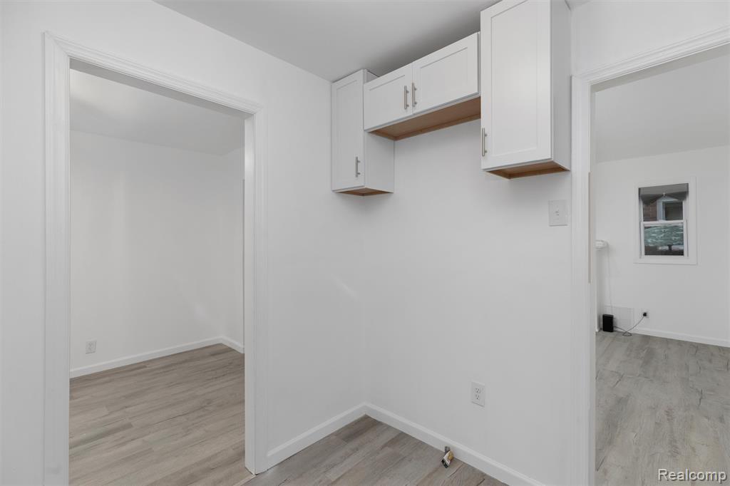 9710 Somerset Avenue, Detroit, MI 48224 — Photo 11