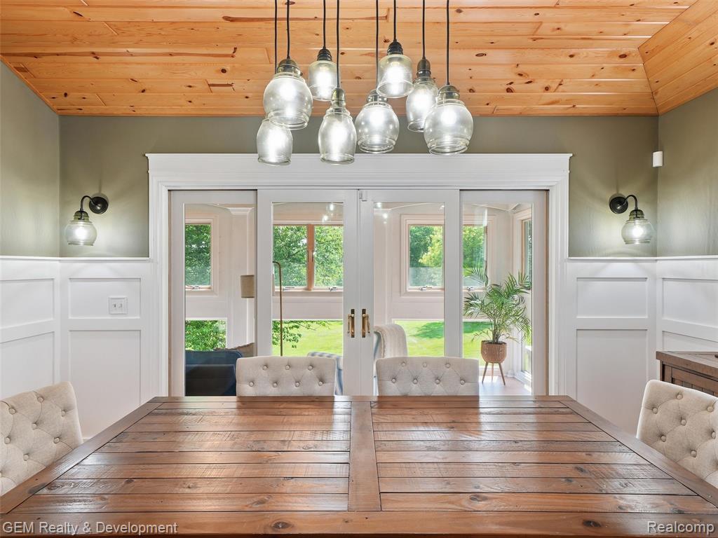45625 W 9 Mile Road, Novi, MI — Photo 14