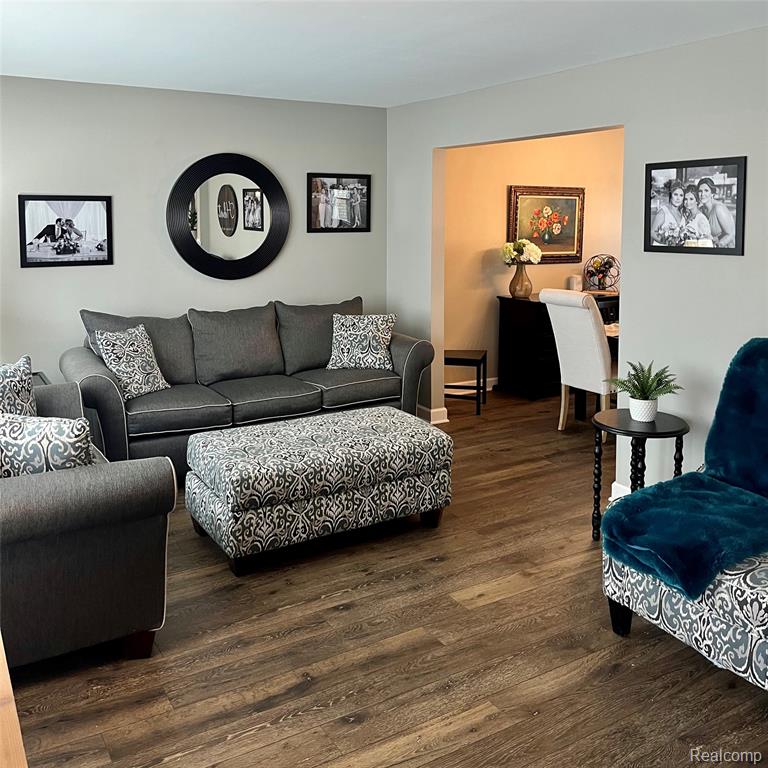 19020 Fairway Street, Livonia, MI, 48152