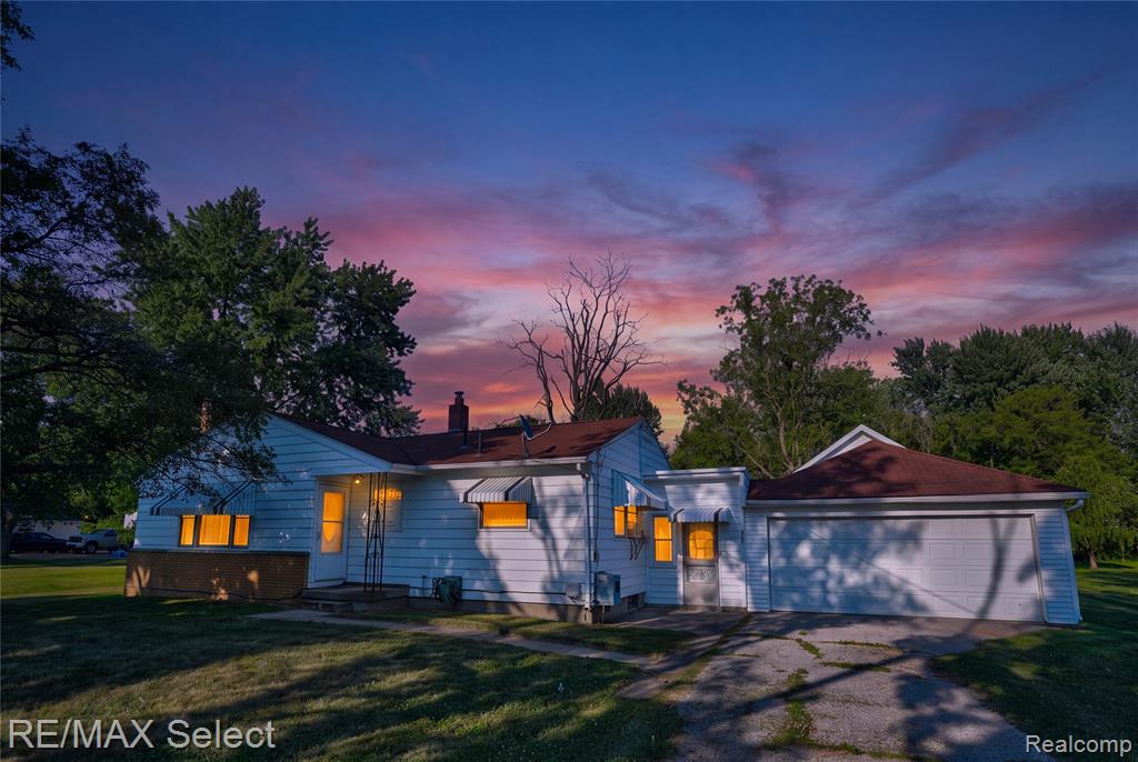 7449 Jennings Road, Swartz Creek, MI 48473 — Photo 12