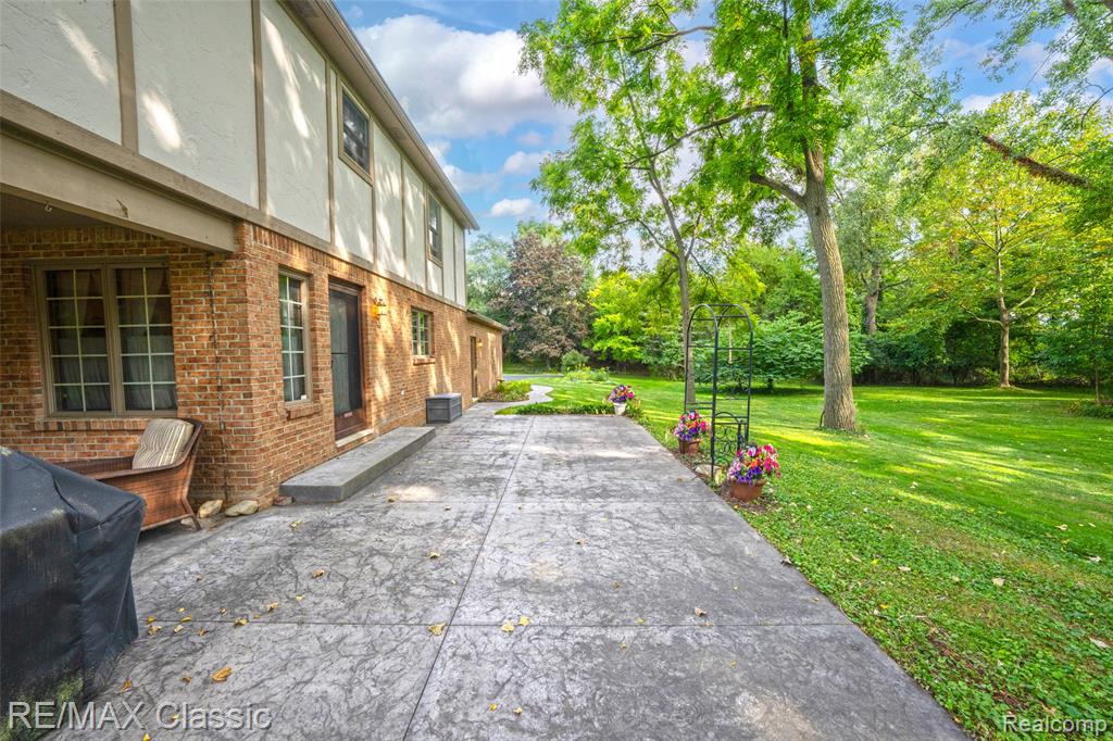 43421 Cottisford Street, Novi, MI 48167 — Photo 13