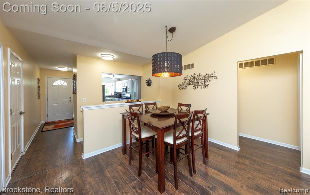 30008 GREGORY, Grand Blanc, MI 48439 — Photo 16