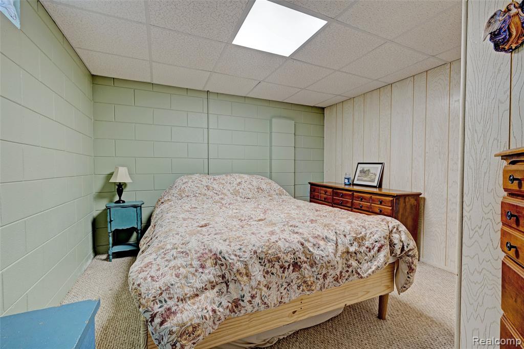 6437 Oriole Drive, Flint, MI 48506 — Photo 35