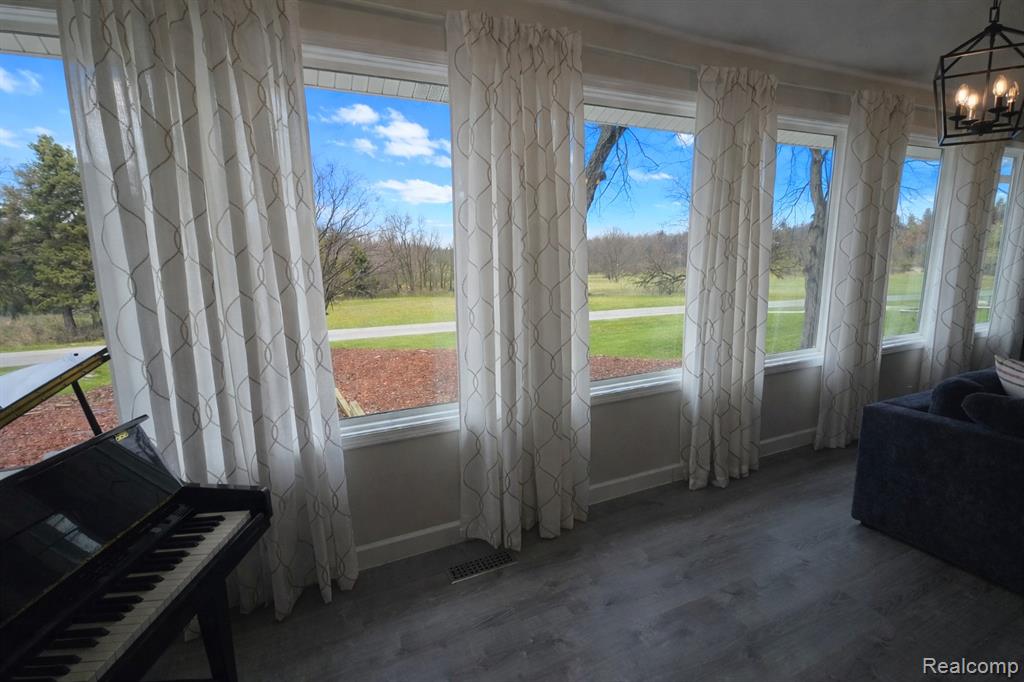 4710 Whitman Circle, Ann Arbor, MI 48103 — Photo 32