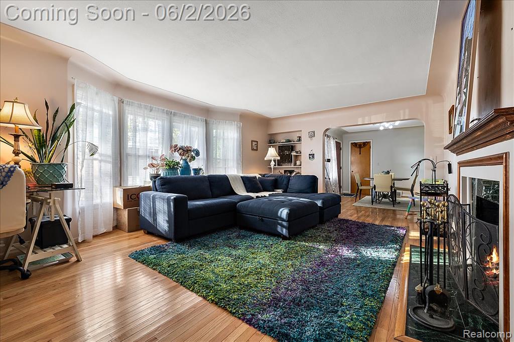 45520 Deshon Street, Utica, MI 48317 — Photo 9