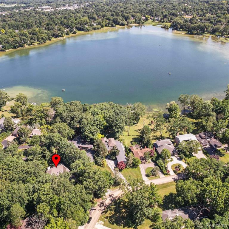 5575 Forman Drive, Bloomfield Hills, MI 48301 — Photo 63