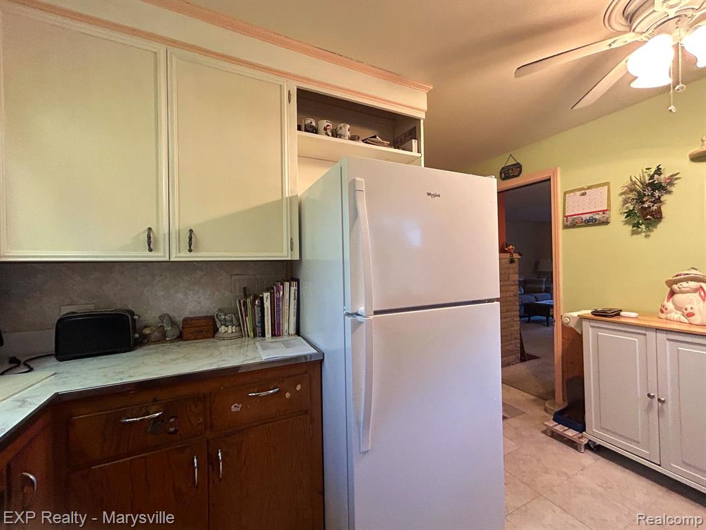 4198 LAPEER Road, Port Huron, MI 48060 — Photo 8