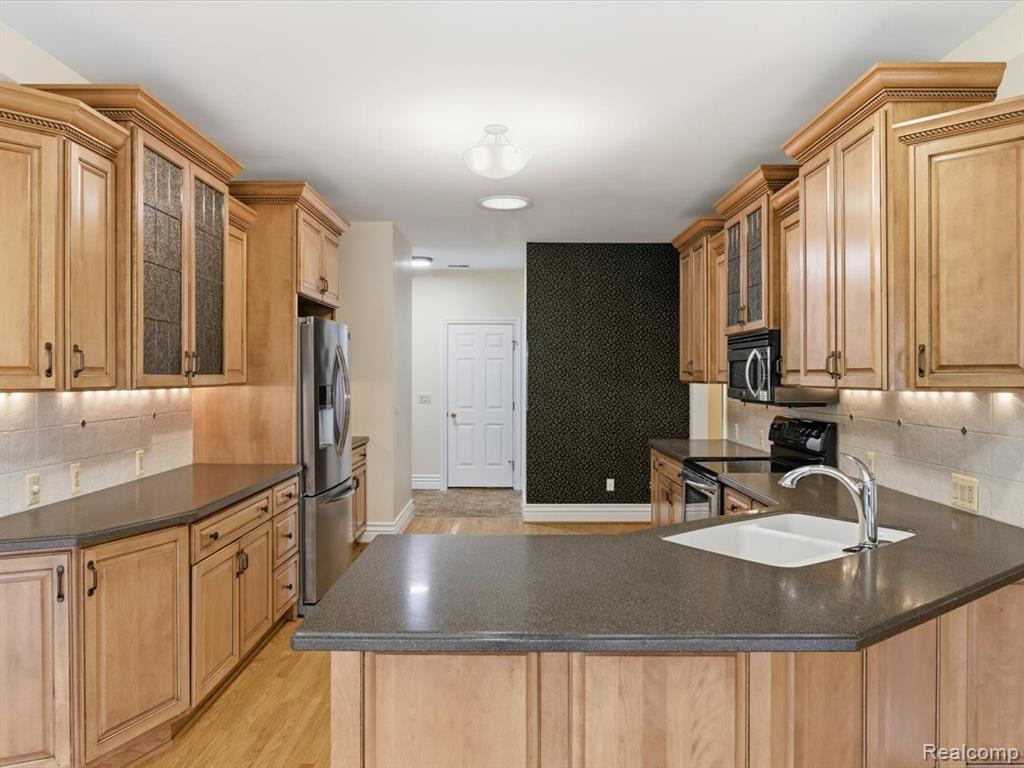 3993 N River Road, Fort Gratiot, MI 48059 — Photo 20