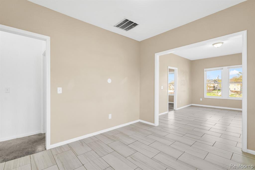 6423 Hazlett Street, Detroit, MI 48210 — Photo 30
