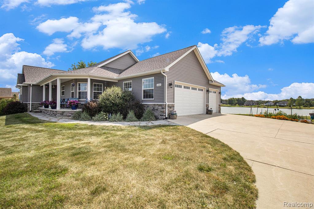 2660 Bay Point Court, Imlay City, MI 48444 — Photo 4