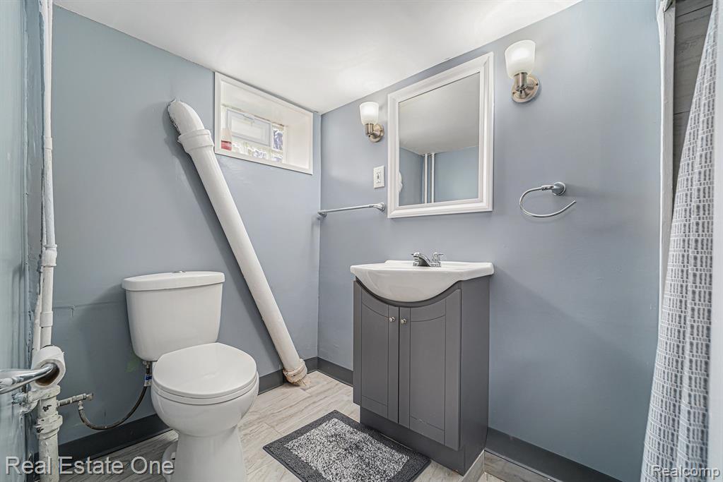 5056 Somerset Avenue, Detroit, MI 48224 — Photo 35