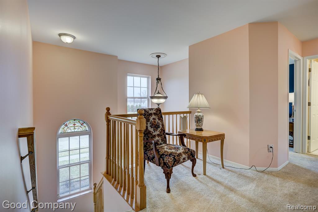 755 OAK POINT Lane, Madison Heights, MI 48071 — Photo 34