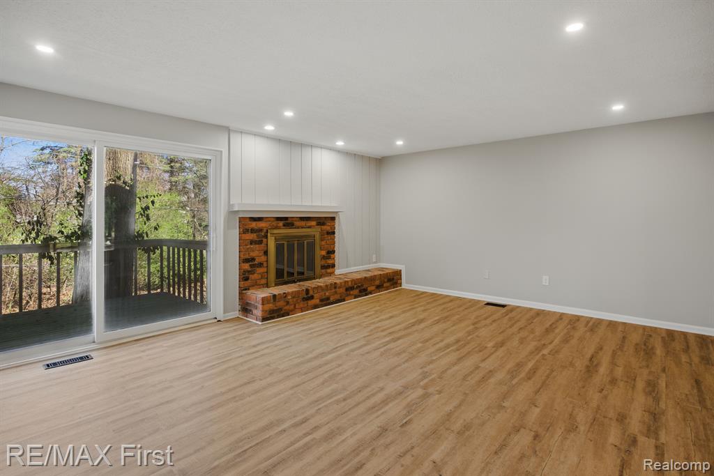 6620 RED CEDAR Lane, West Bloomfield, MI 48324 — Photo 17