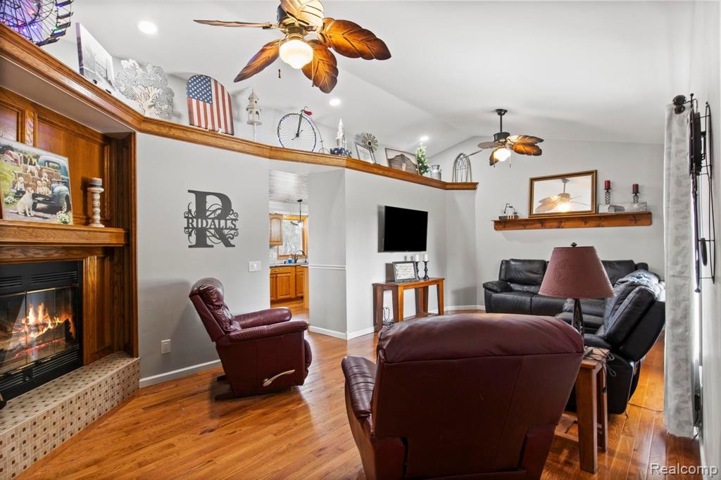 4025 PRESIDENTIAL Way, Highland, MI 48356 — Photo 54