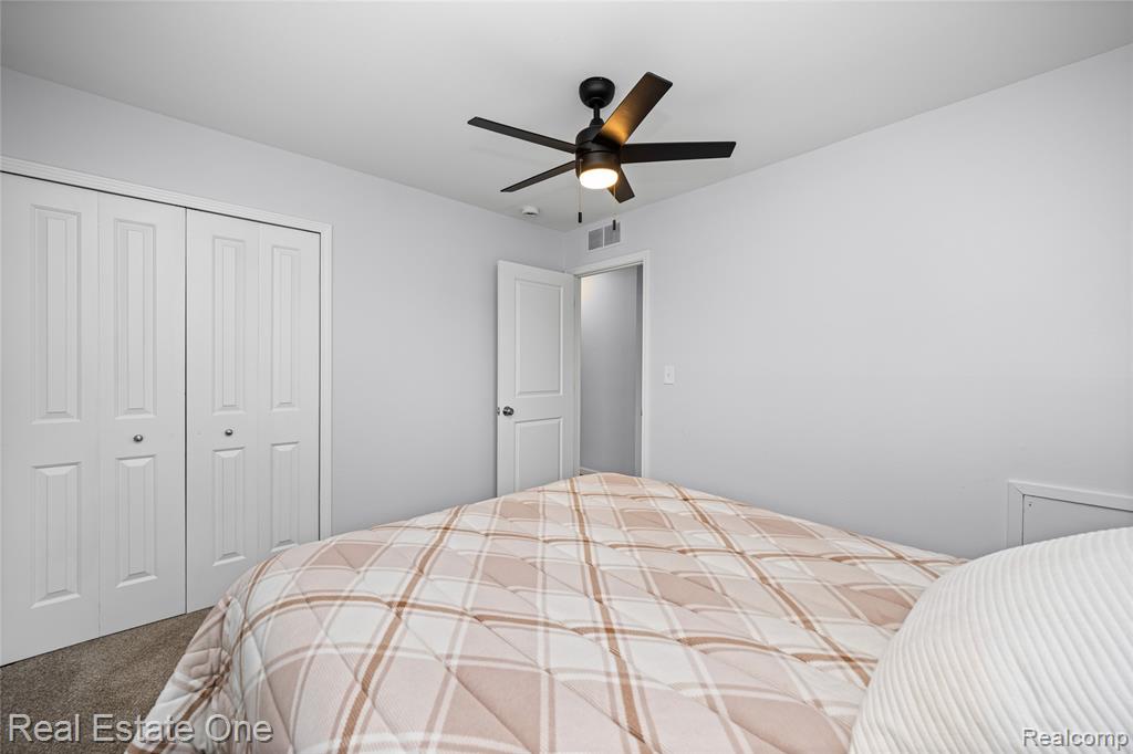 4913 Rioview Drive, Clarkston, MI — Photo 35