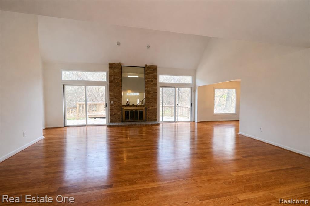 854 River Bend Drive, Rochester Hills, MI 48307 — Photo 4