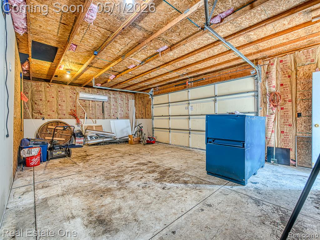 18338 Olmstead, Riverview, MI 48193 — Photo 18