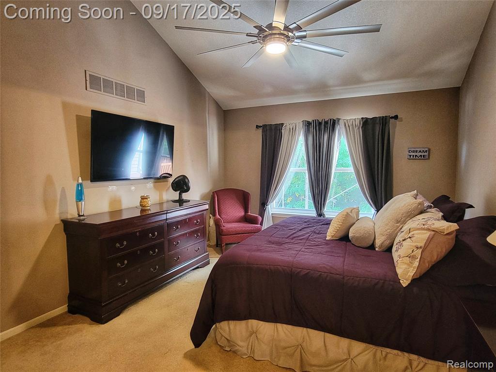 5566 Elmhurst Drive, Trenton, MI 48183 — Photo 25