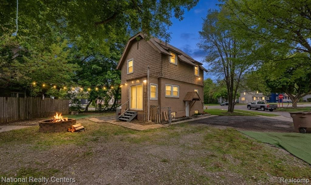 686 N Perry Street, Pontiac, MI 48342 — Photo 27