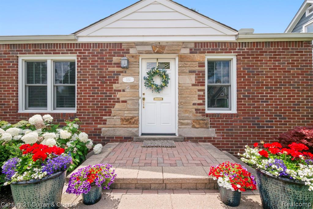 551 N Evergreen Street, Plymouth, MI 48170 — Photo 9