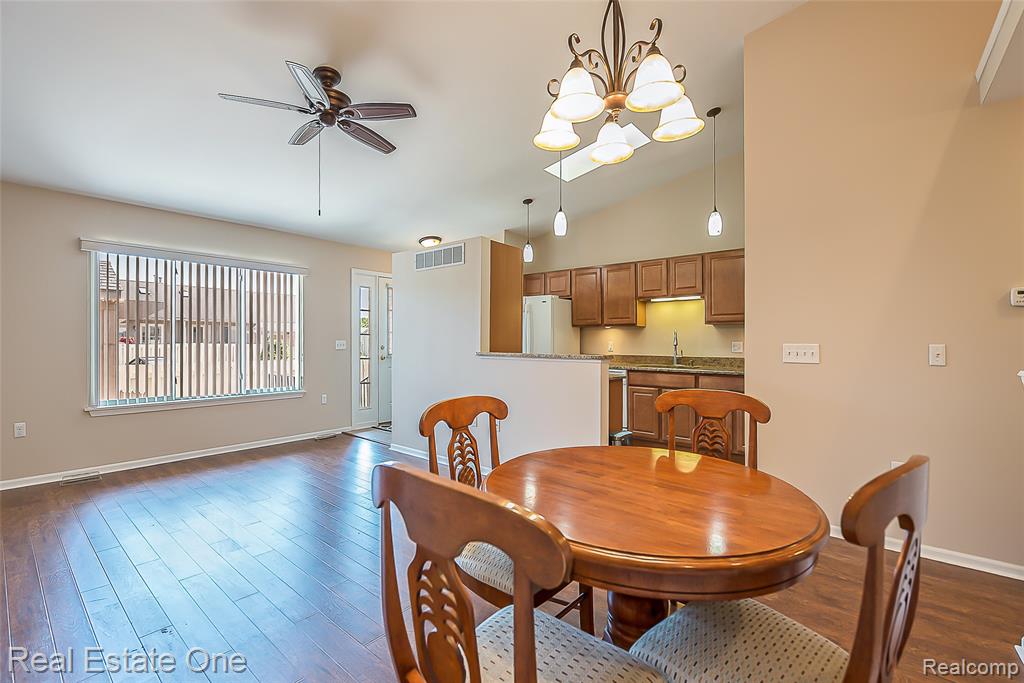 61726 VALLEY FORGE, South Lyon, MI 48178 — Photo 15