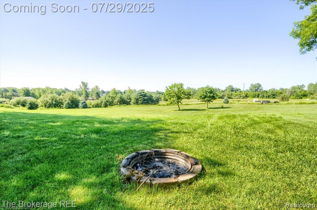 5725 Fostoria Road, Columbiaville, MI 48421 — Photo 12