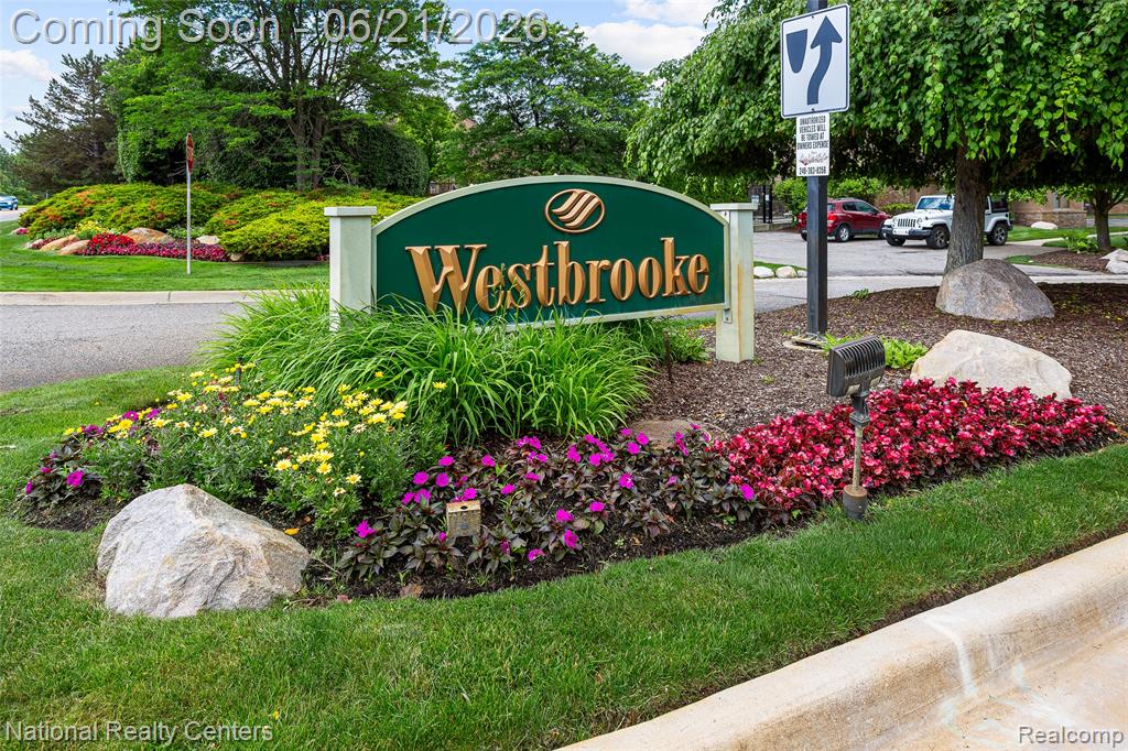 6153 Westbrooke Drive, West Bloomfield, MI — Photo 42