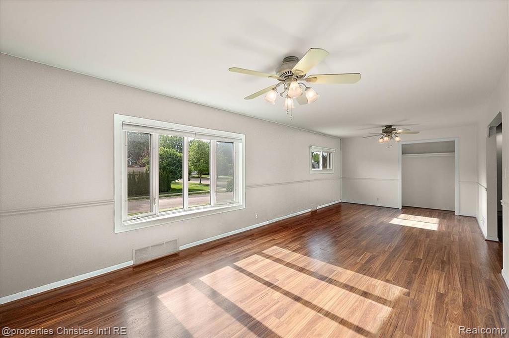 735 Novi Street, Northville, MI 48167 — Photo 8