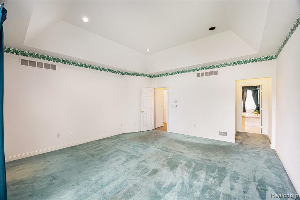 53527 Cherrywood Drive, Shelby Twp, MI 48315 — Photo 32
