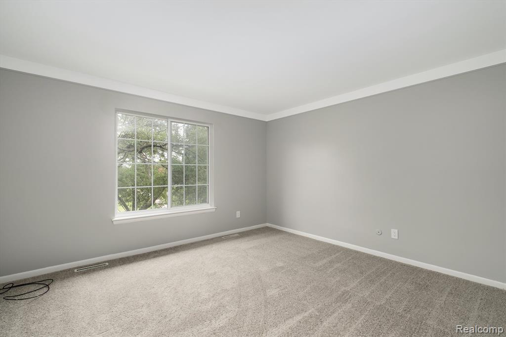 454 Fox Hills N Drive, 5, Bloomfield Hills, MI 48304 — Photo 23