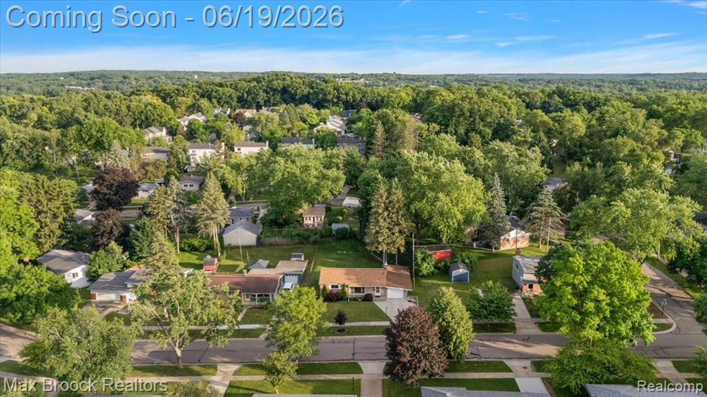 737 Panorama Drive, Milford, MI 48381 — Photo 38
