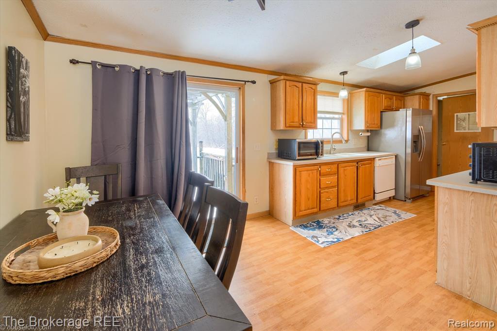 8247 N Center Road, Mount Morris, MI 48458 — Photo 16