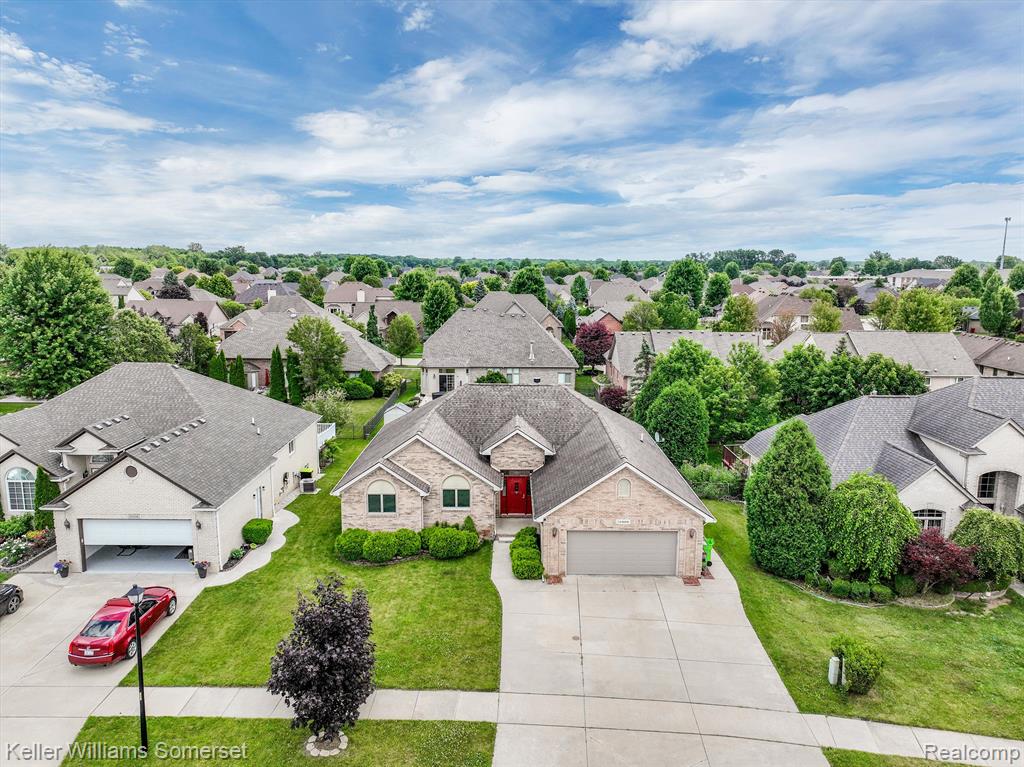 51488 BLUE SPRUCE Drive, Macomb, MI 48042 — Photo 34