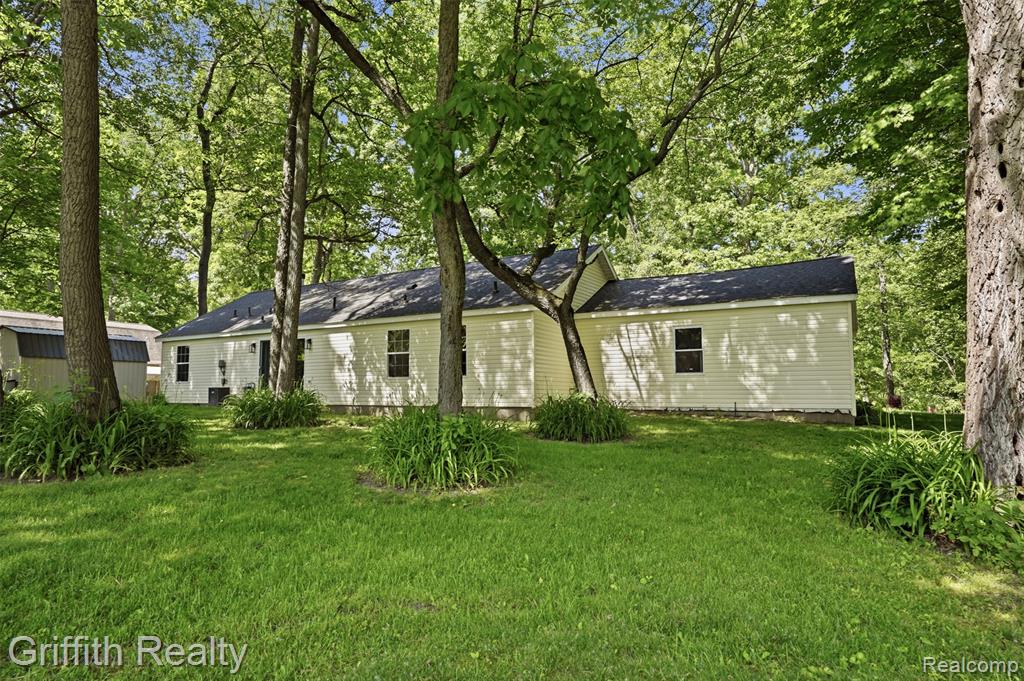 260 Ellsworth Lake Drive, Gregory, MI 48137 — Photo 28