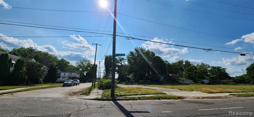 8647 SCHAEFER, Detroit, MI 48228 — Photo 4