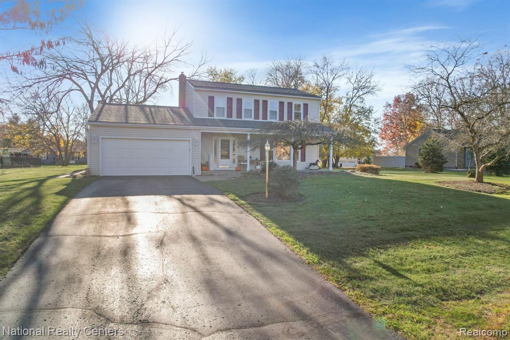 9812 ATWOOD Drive, South Lyon, MI 48178 — Photo 5
