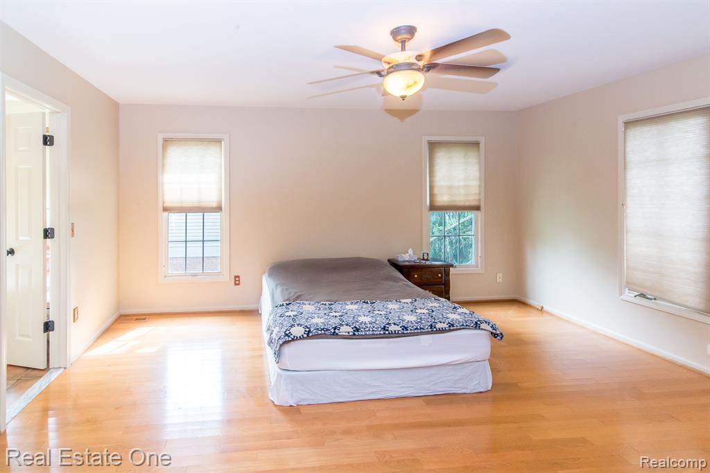 4088 PARKSTONE Court, Troy, MI 48098 — Photo 69
