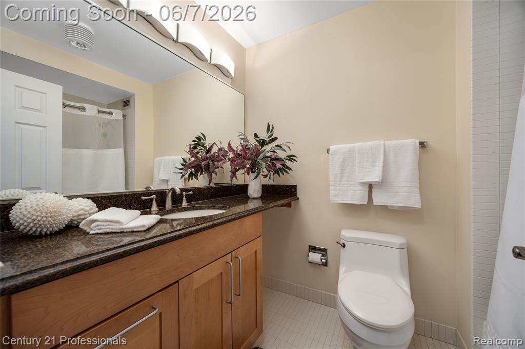 5000 Town Center, 2305, Southfield, MI 48075 — Photo 20