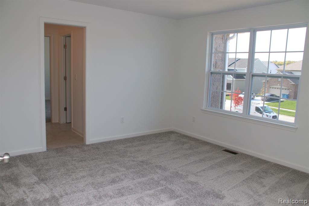 7296 Evergreen Trail, Almont, MI, 48003