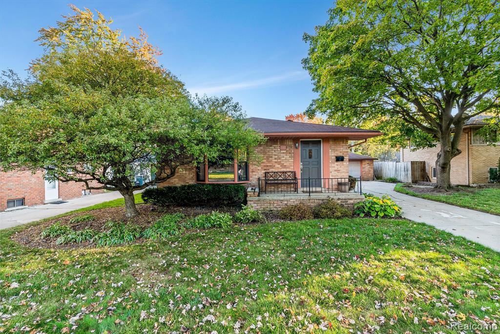 535 JAMAICA Drive, Troy, MI 48083 — Photo 3