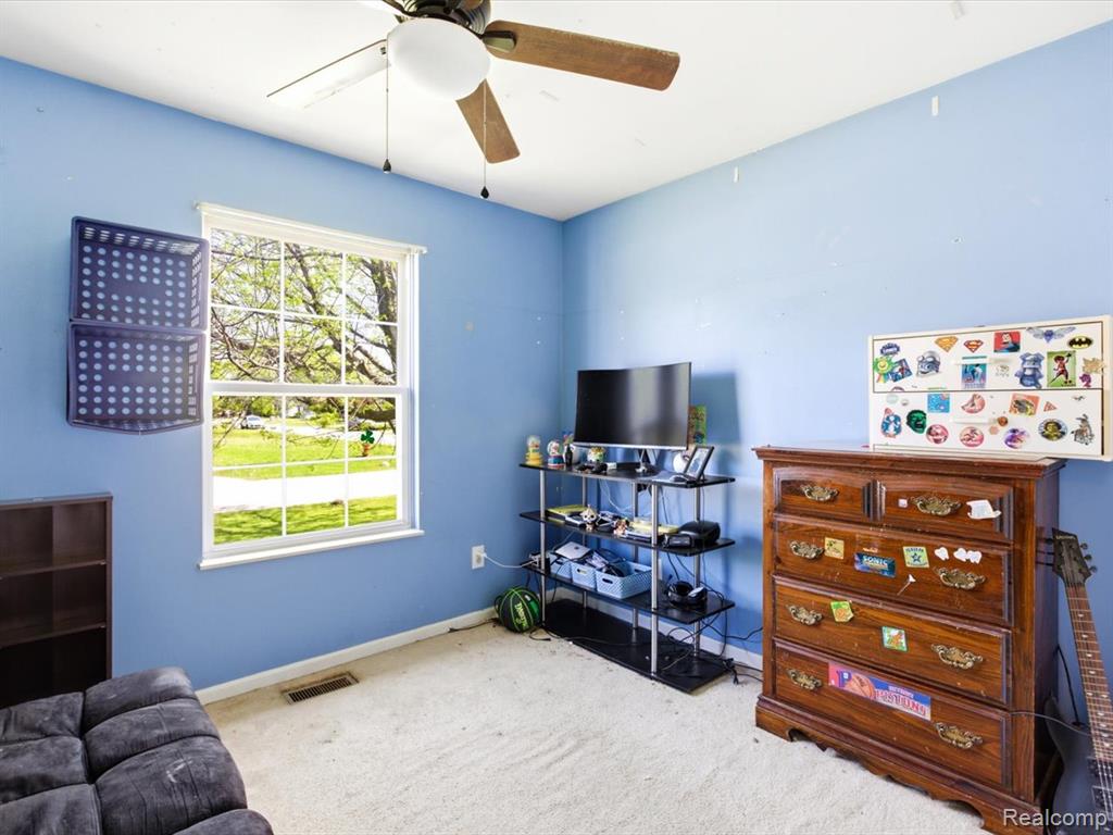 685 Heather Lane, Marysville, MI 48040 — Photo 13